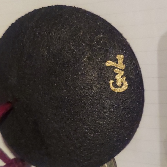 Hand Made Celtic Wolf Medallion Signed By Artist Gallery Wall Ready. - Picture 2 of 2